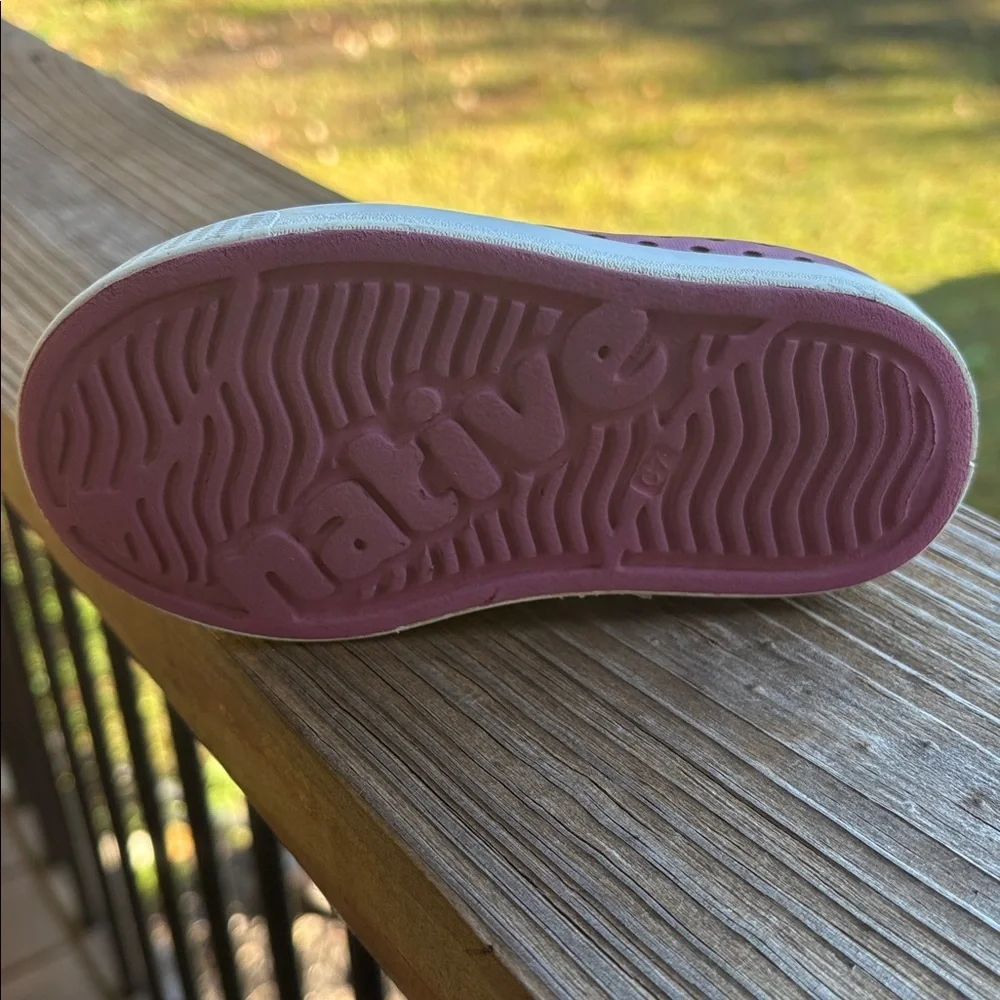 Native Jefferson Water Water Shoes Girl Size 7